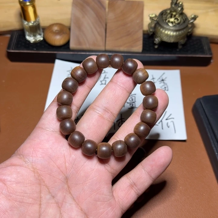 檀香木其他迈索尔老山檀香10×11黑肉横纹老料