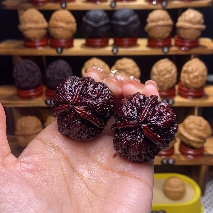 文玩核桃吊坠满天星34