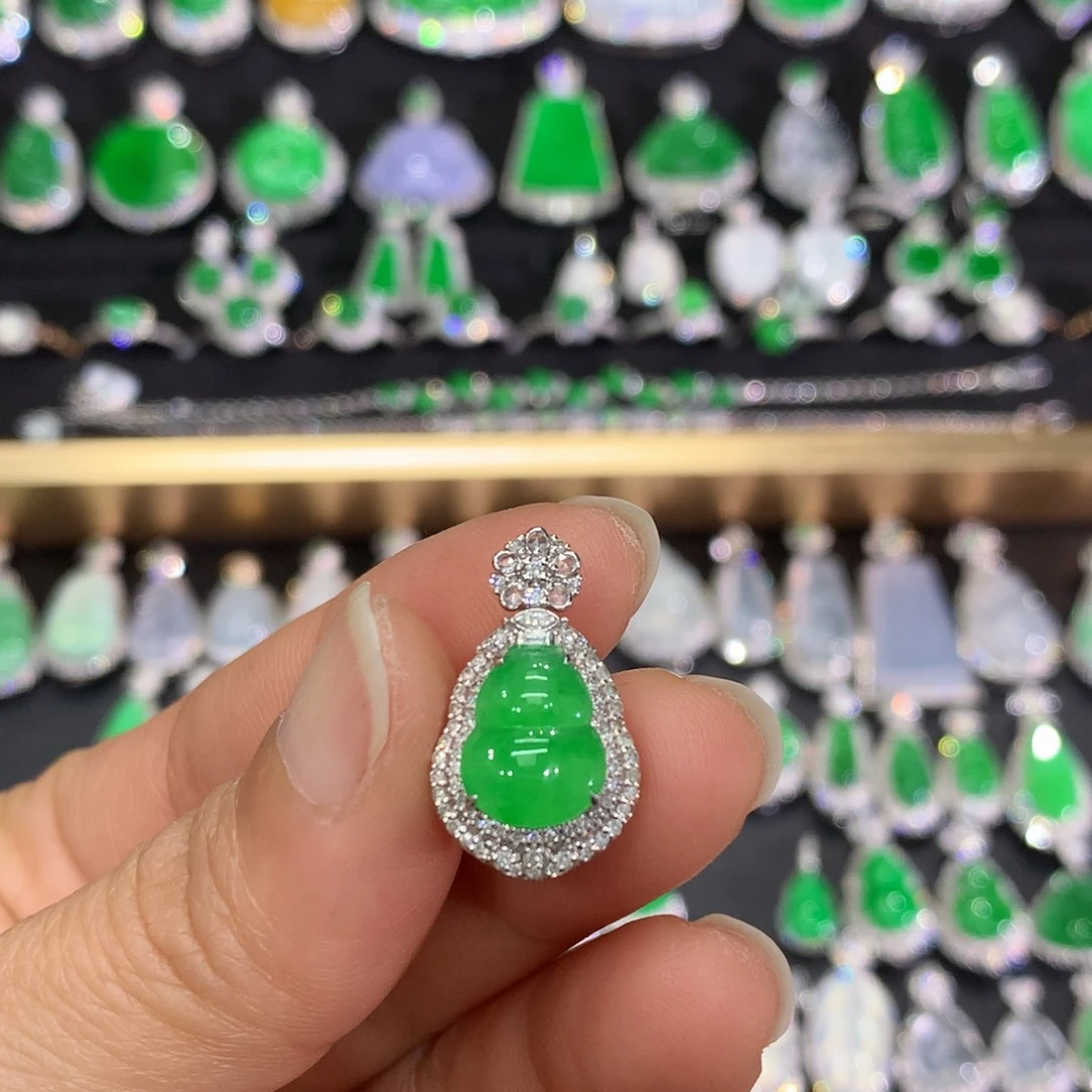 翡翠18K金镶嵌吊坠(不含链)