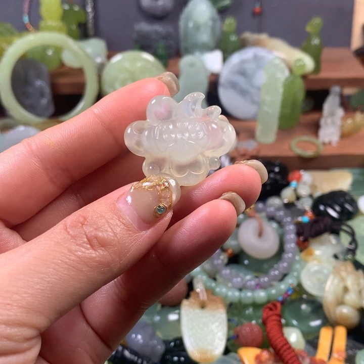 岫玉挂件未镶嵌挂件