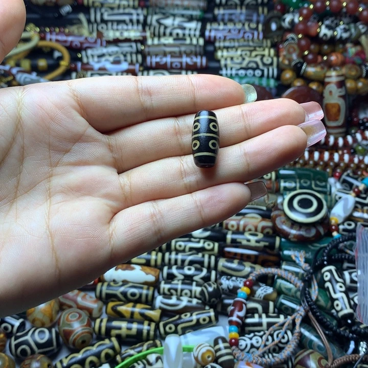 玛瑙/玉髓未镶嵌吊坠(赠链)