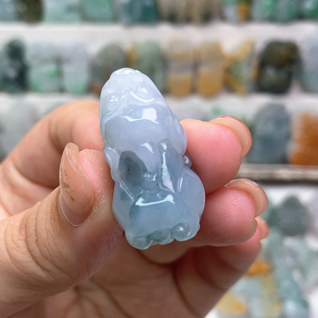 翡翠未镶嵌吊坠(赠链)