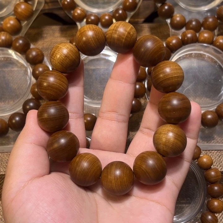 檀香木老山檀香18手串