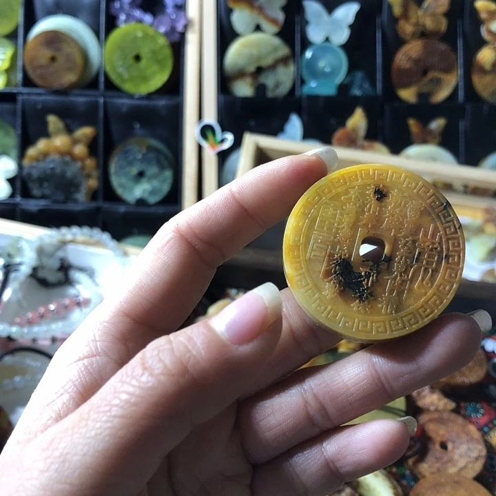 岫玉未镶嵌岫玉挂件