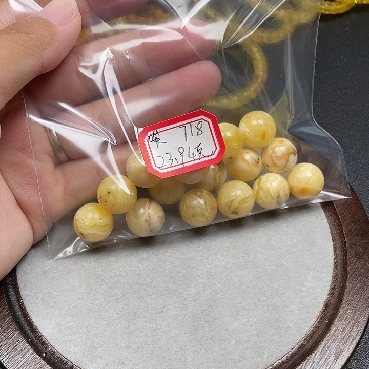 唉***喂裸石琥珀未镶嵌蜜蜡