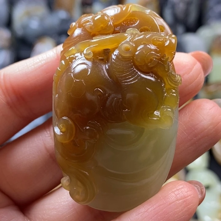 和田玉未镶嵌挂件