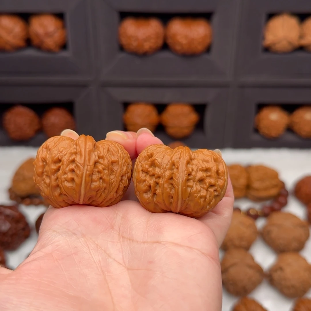 吊坠文玩核桃40元宝