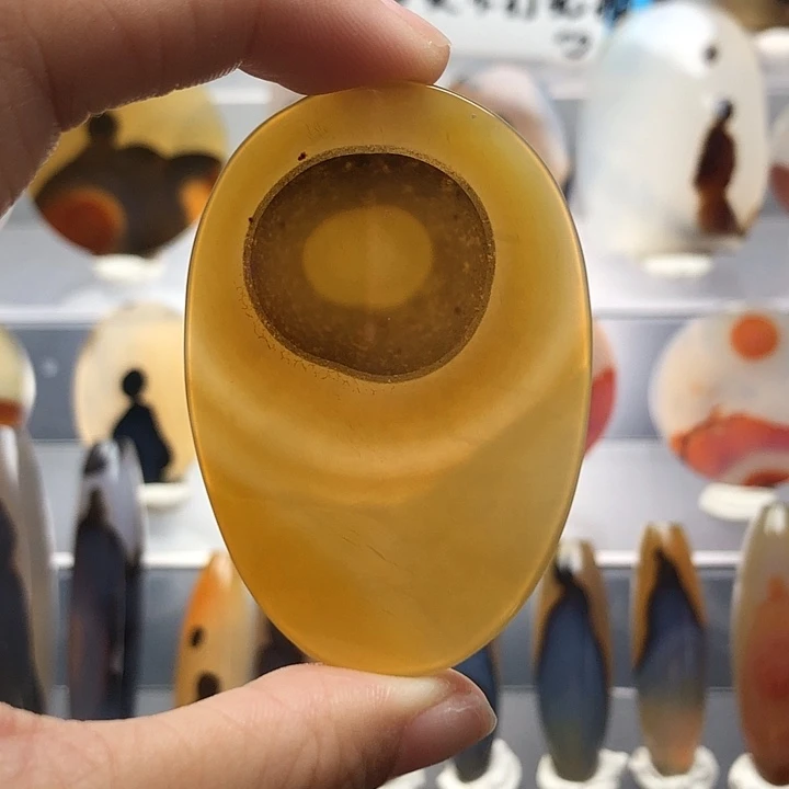 玛瑙/玉髓未镶嵌珠宝半成品1