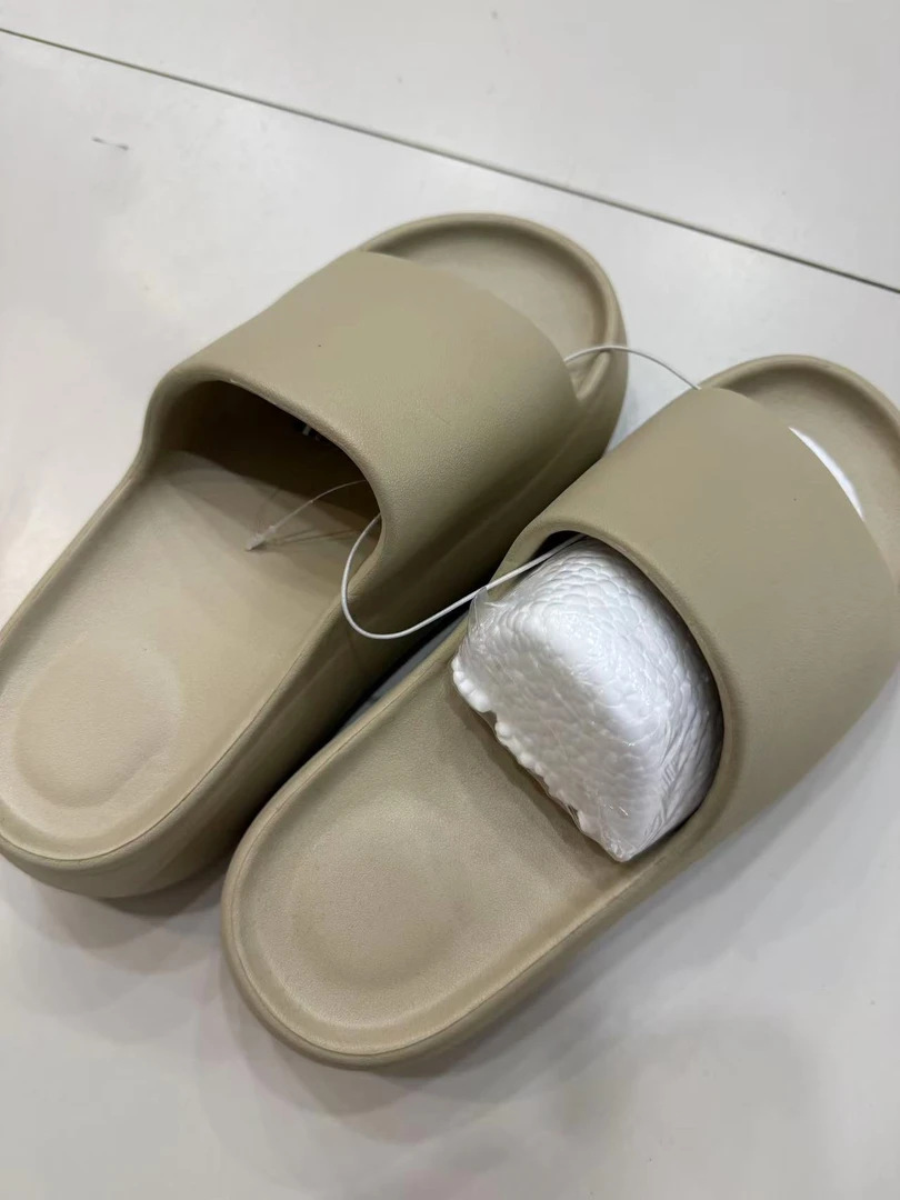 松糕底百搭凉拖鞋轻巧舒适