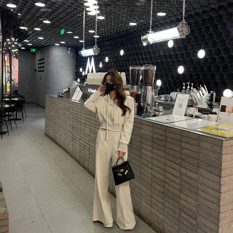 甜美减龄显瘦连帽卫衣套装女秋新款休闲拖地阔腿长裤两件套24W013