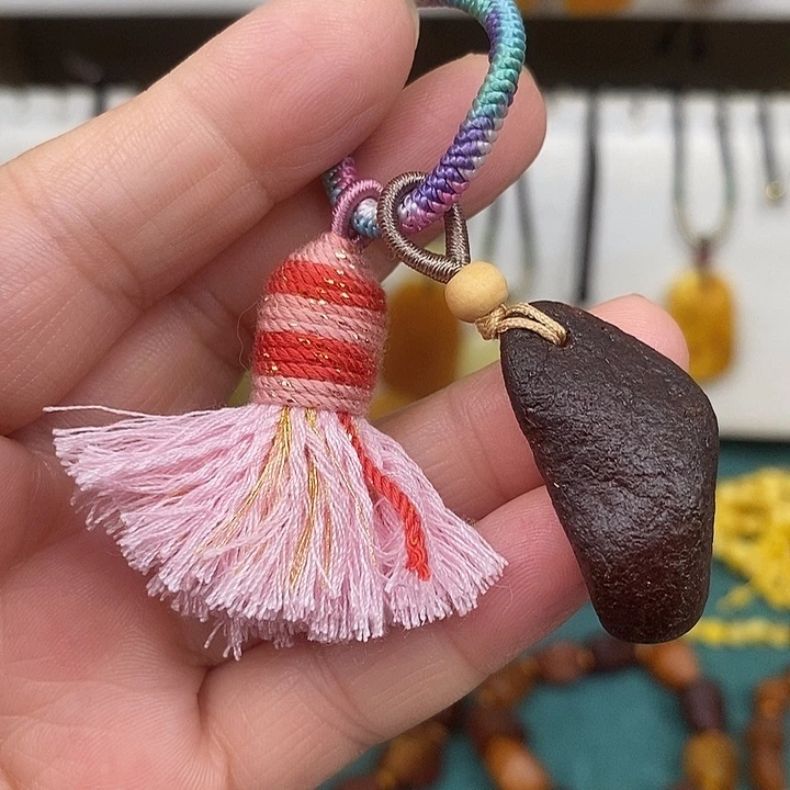 蜜蜡未镶嵌珠宝奇石钥匙扣