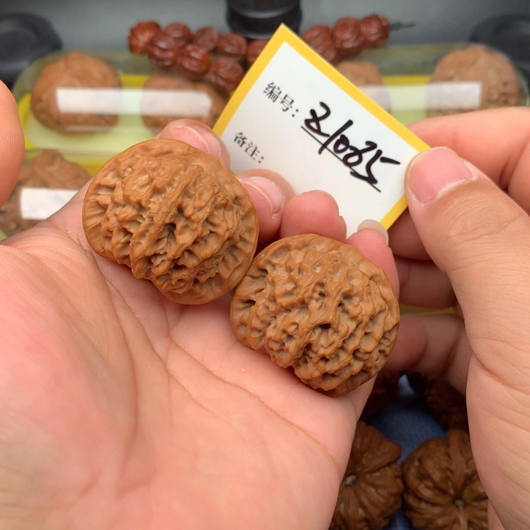 金***修文玩核桃把件秦闷1085