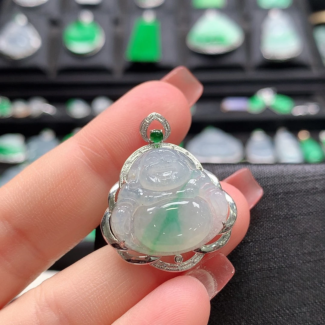 翡翠18K金镶嵌颈饰佛公