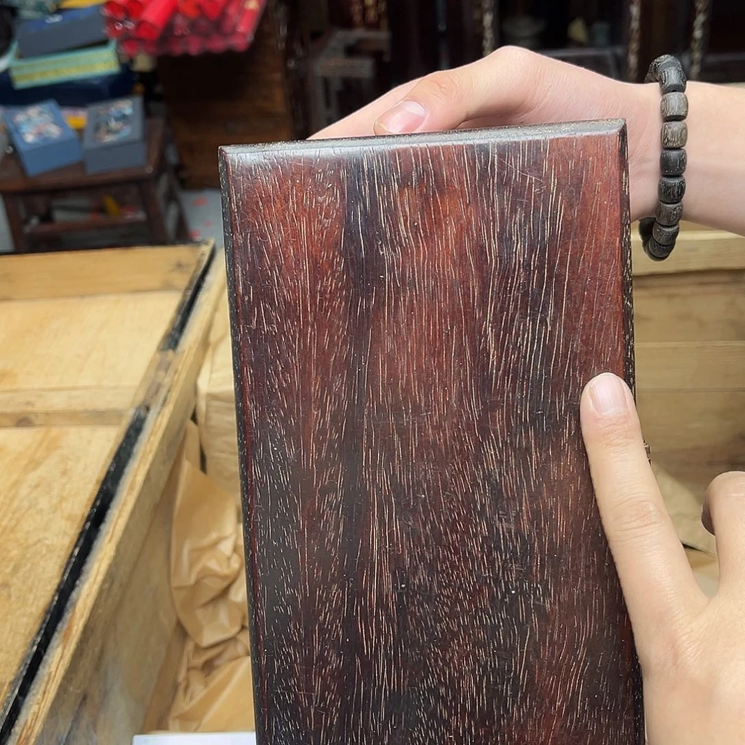 大叶紫檀（黑酸枝木类）