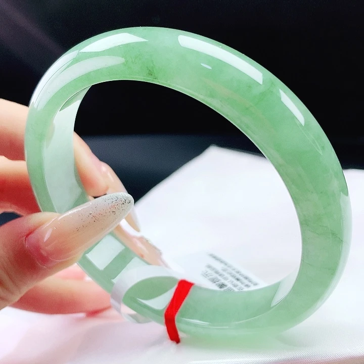 翡翠未镶嵌手镯59圈