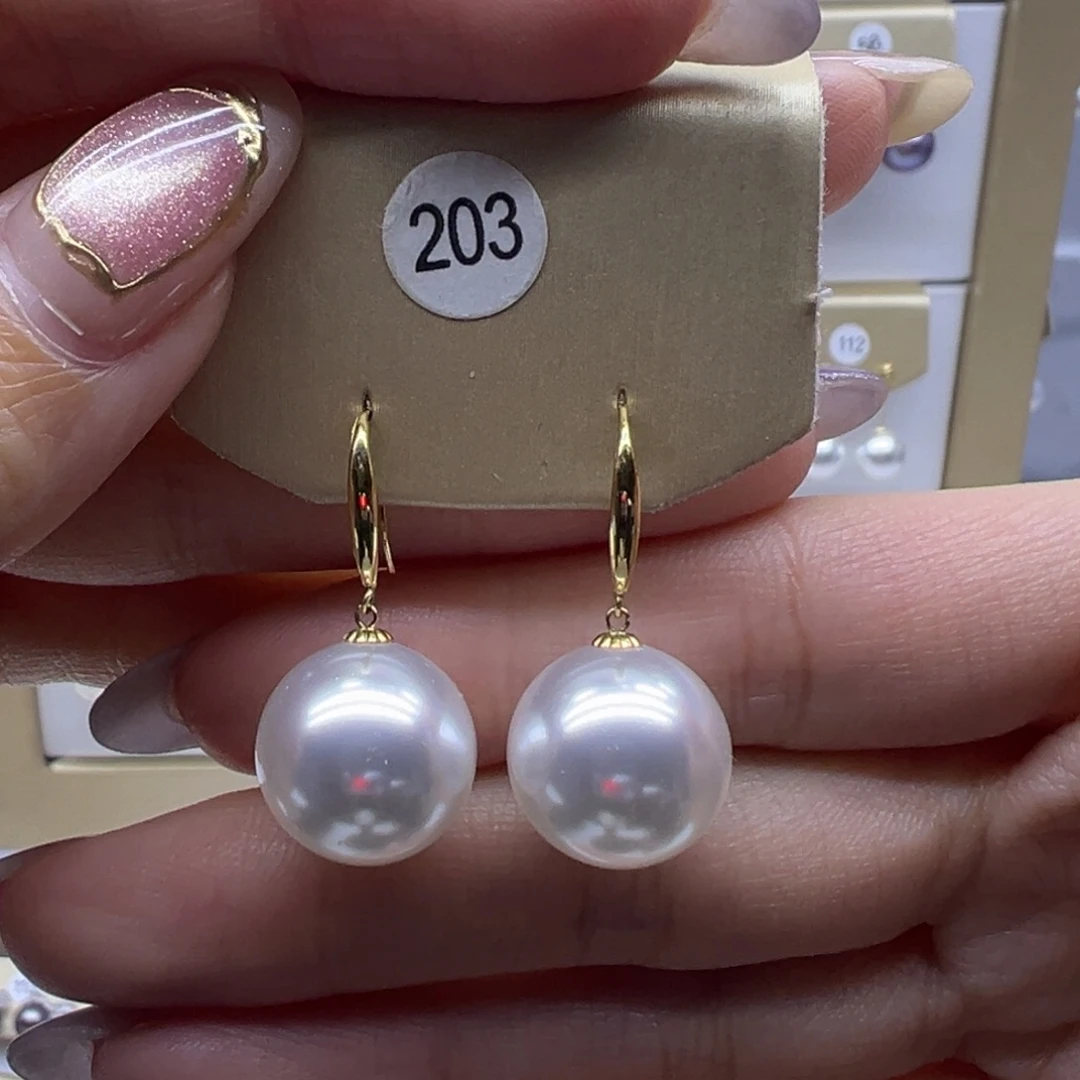 淡水珍珠18K金镶嵌耳饰