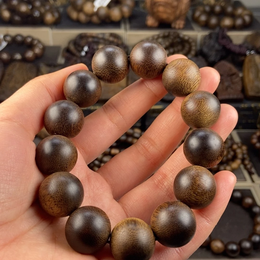 沉香手串初**越南芽庄白棋楠