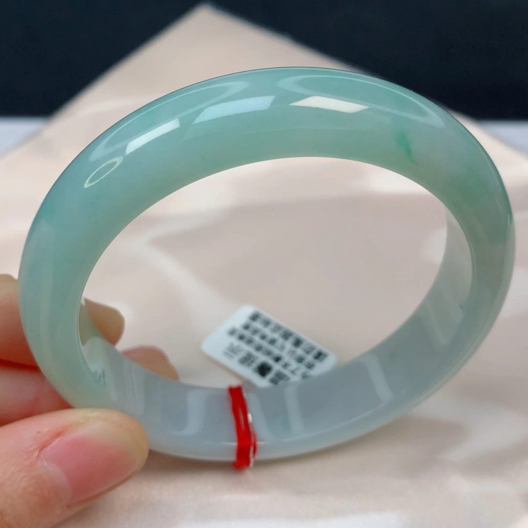 未镶嵌手镯翡翠56.7正圈，淡甜绿白分明，强推，013