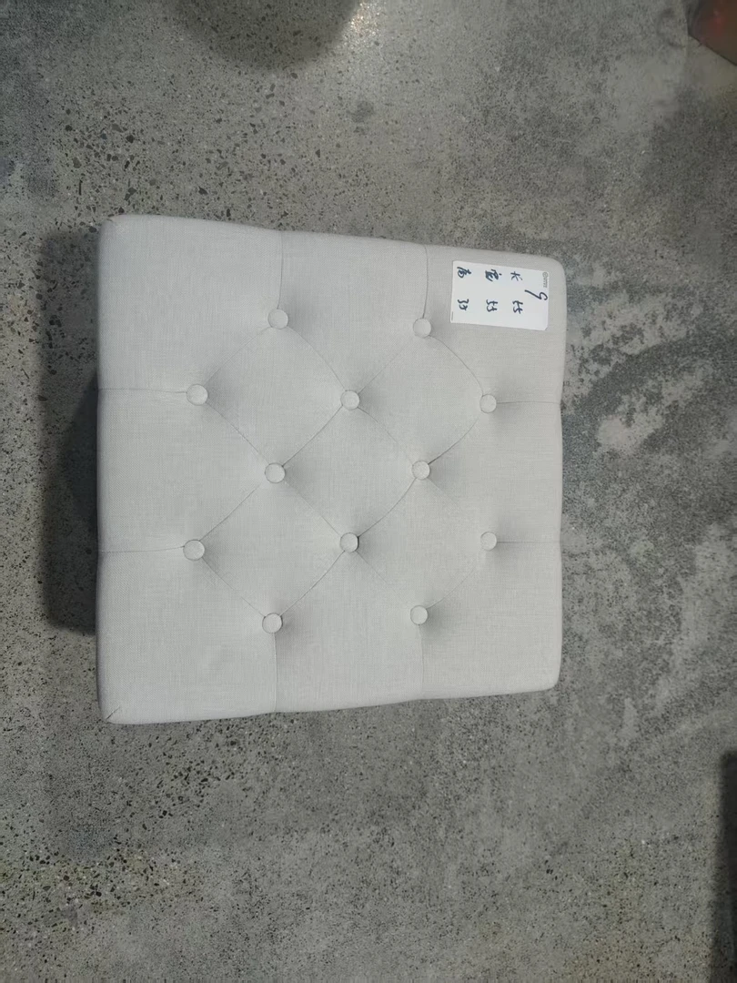 现代简约北欧创意阳台沙发椅卧室小户型布艺实木创意休闲储物