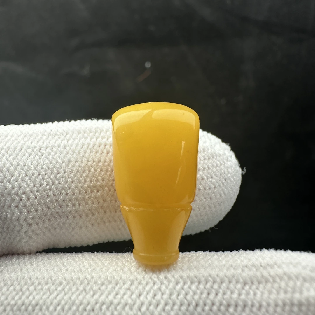 B4528天然蜜蜡制品 俄料瑕疵三通11mm 一物一图假一罚十