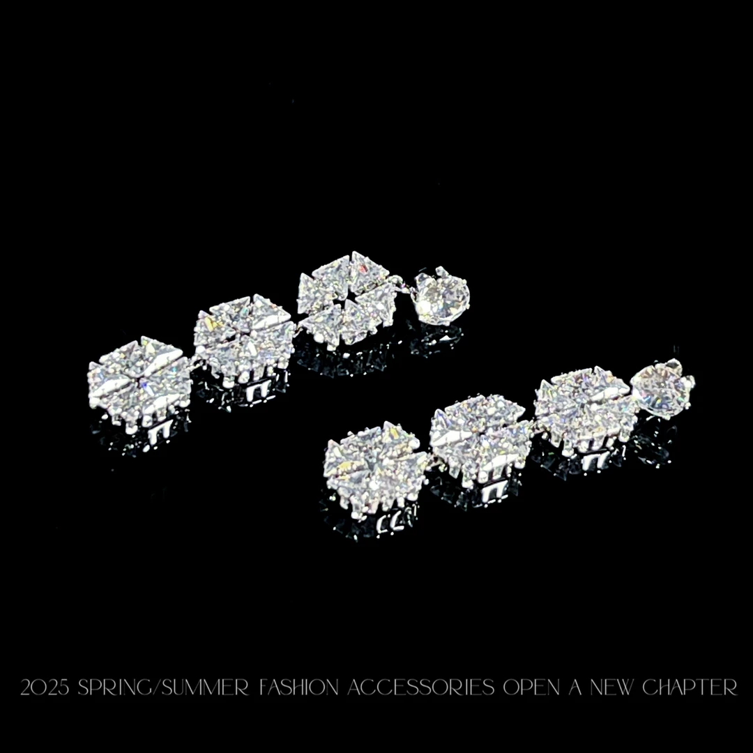 铜合金耳饰  镀k金 2025款C6707【优雅六边】AUYING MUMU 耳钉