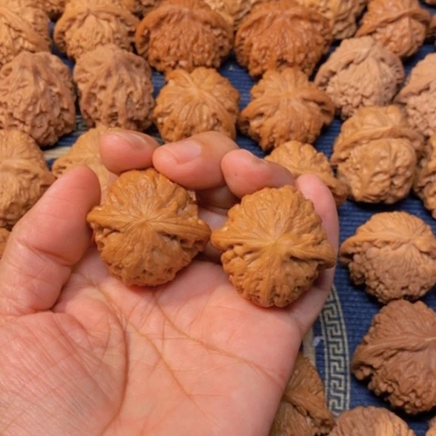 【闪购商品】吊坠文玩核桃?铁锤39