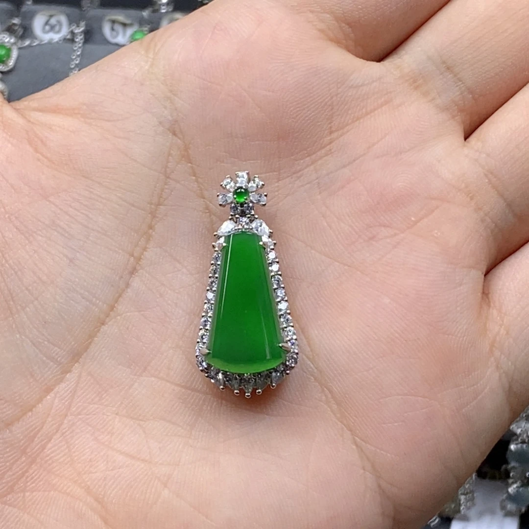 翡翠银S925镶嵌颈饰