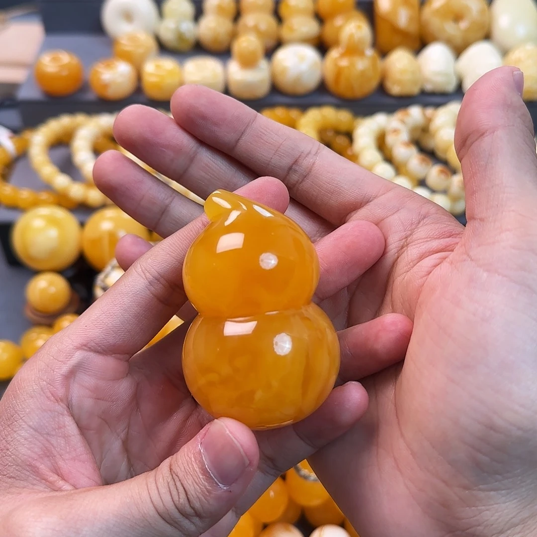琥珀未镶嵌珠宝奇石
