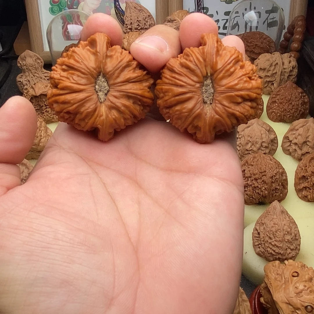 嘿***缪桃核把件打球白45全