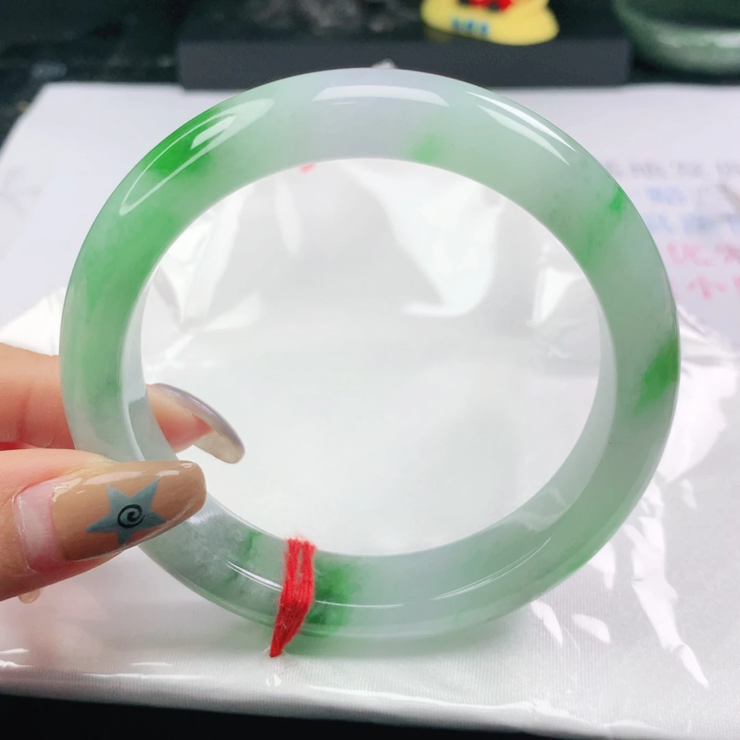 翡翠未镶嵌手镯翡翠61.2飘阳绿正圈