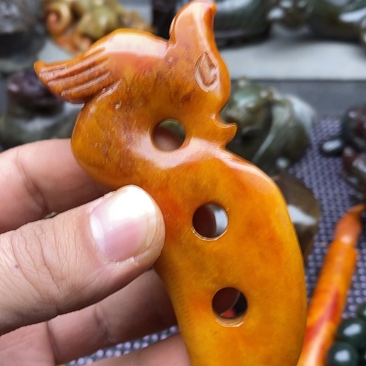 未镶嵌蛇纹石玉颈饰