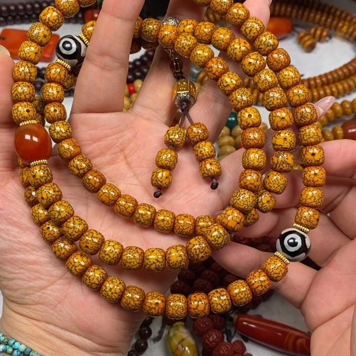 爱***莉星月菩提吊坠老星月9.7