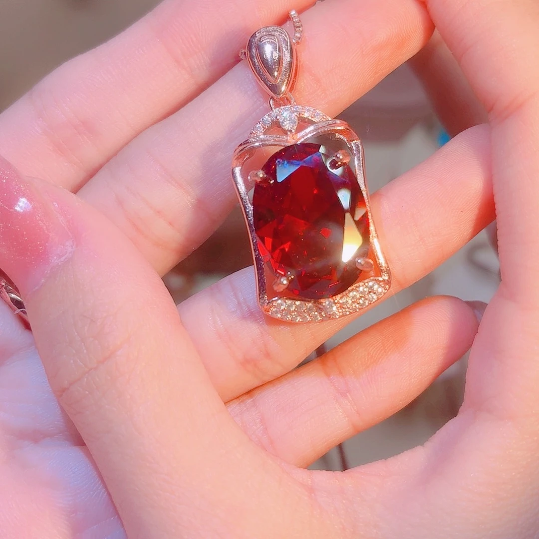 合成立方氧化锆合金访华