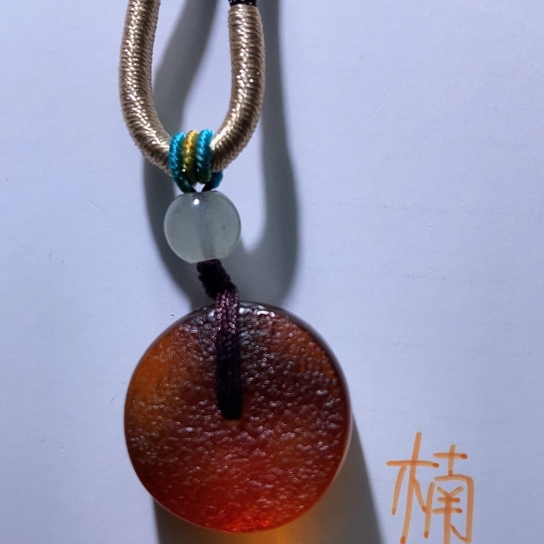 未镶嵌琥珀珠宝奇石