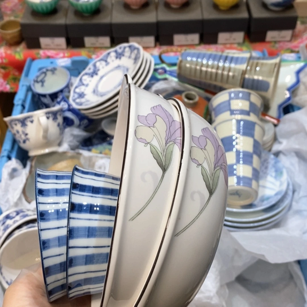 瓷片?**月提高哈哈哈哈哈哈哈