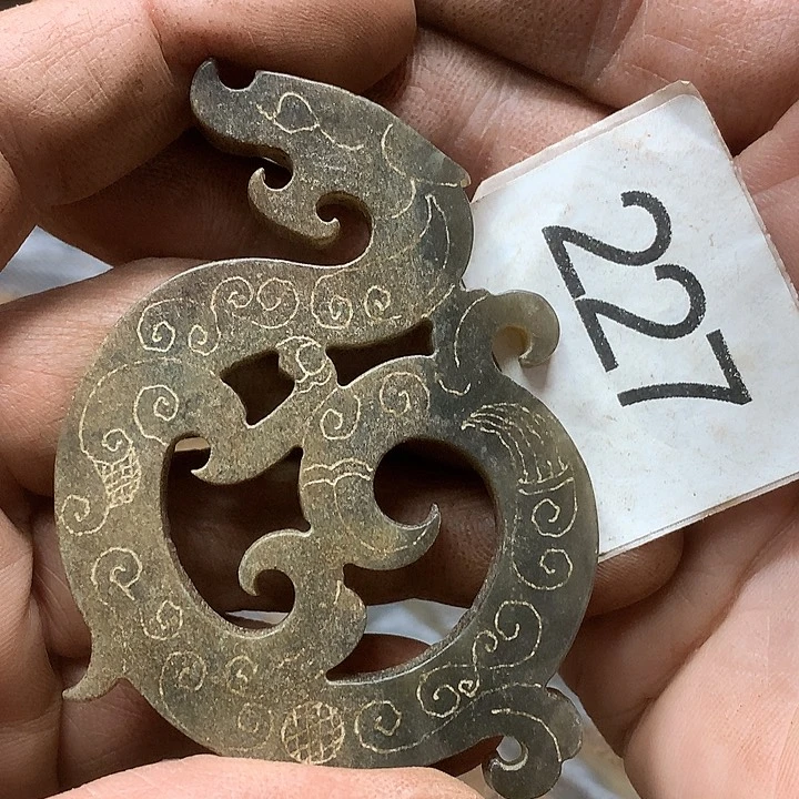 未镶嵌和田玉挂件