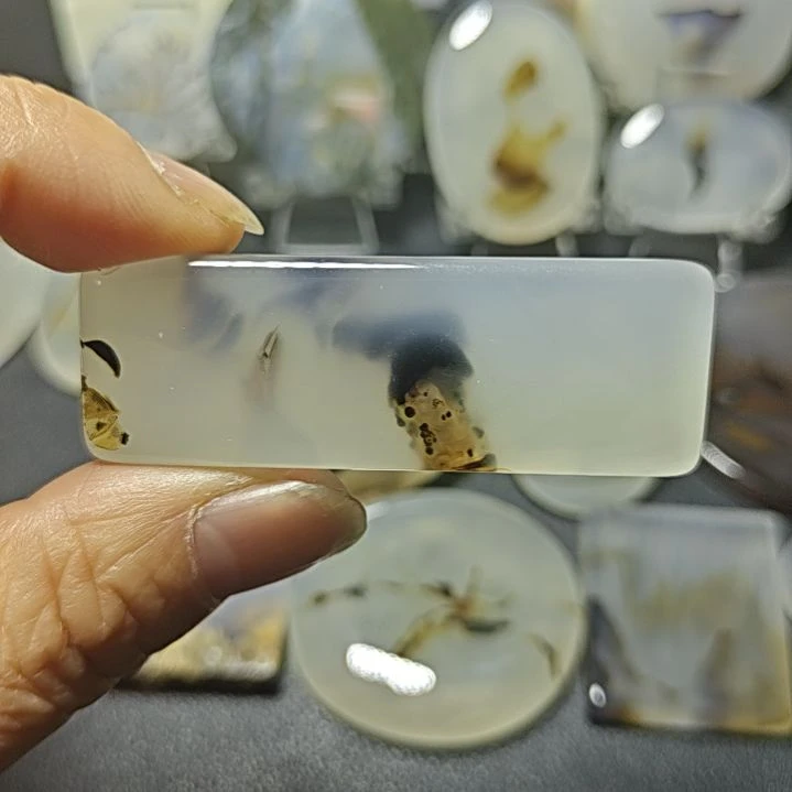 玛瑙/玉髓未镶嵌珠宝奇石