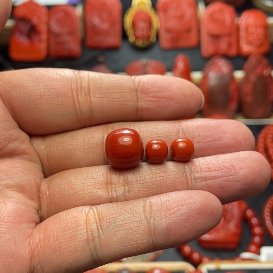 飛***哥南红玛瑙未镶嵌颈饰
