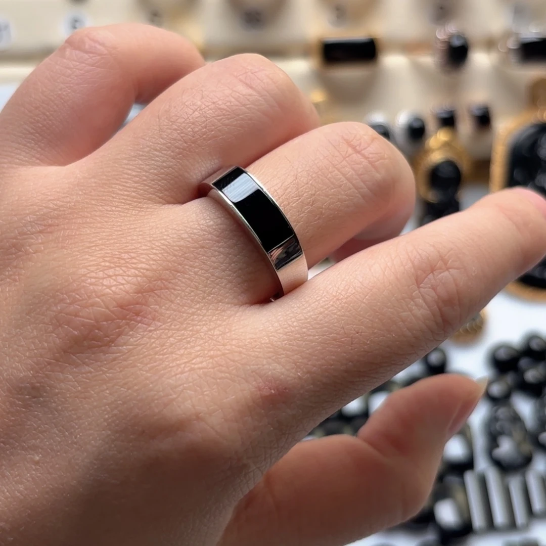 翡翠18K金镶嵌戒指缅甸翡翠