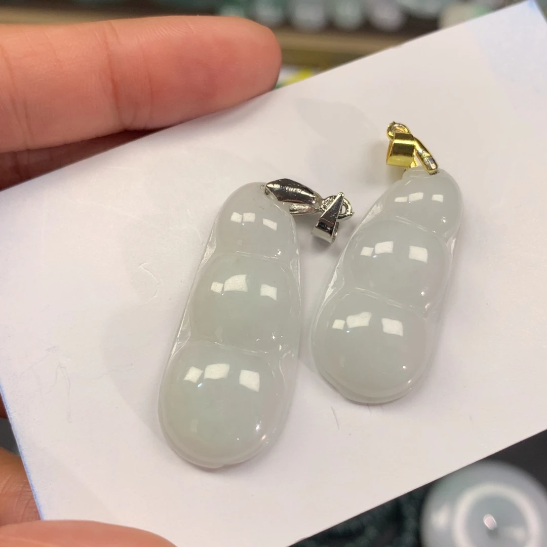 翡翠未镶嵌颈饰纯天然a货翡翠