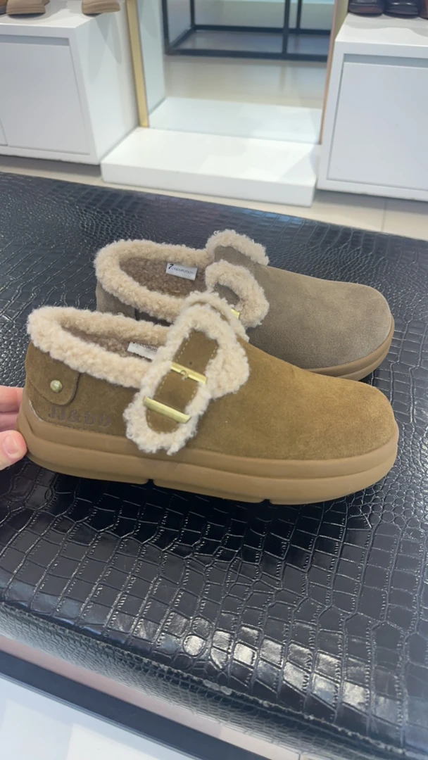 冬季保暖时尚雪地靴女鞋百搭棉鞋秋冬加绒平底女士女款毛毛鞋