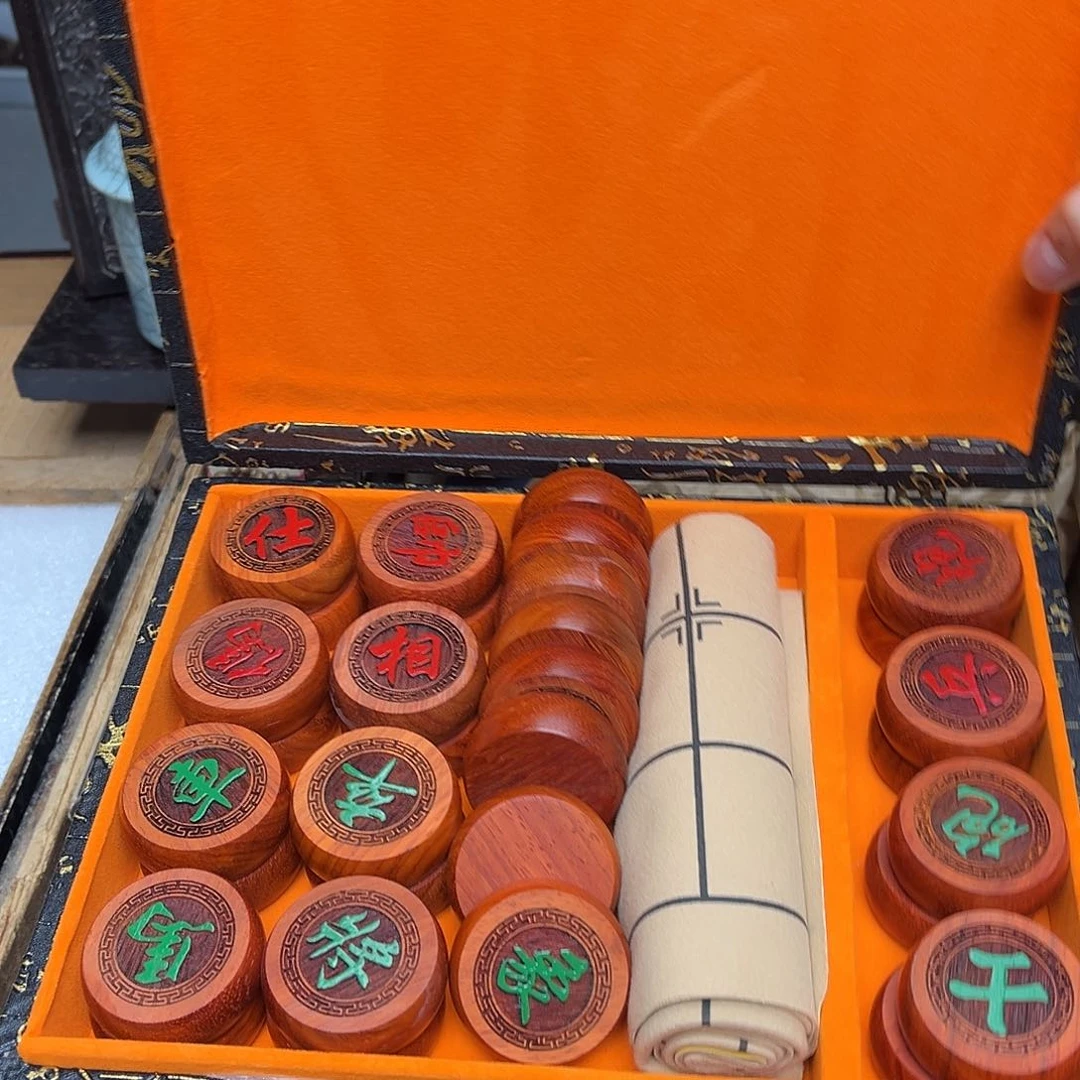 大叶紫檀（黑酸枝木类）