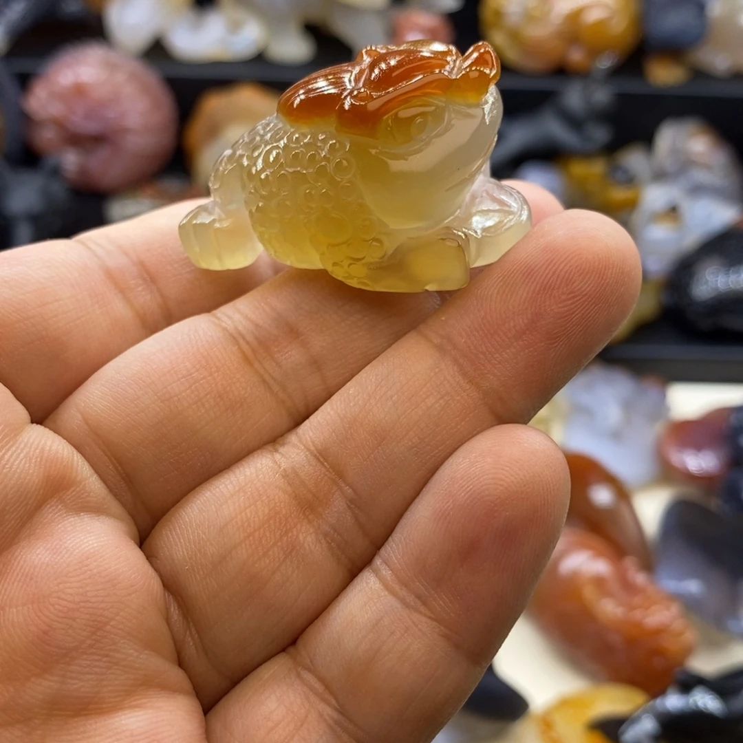 玛瑙/玉髓未镶嵌摆件手把件金蟾