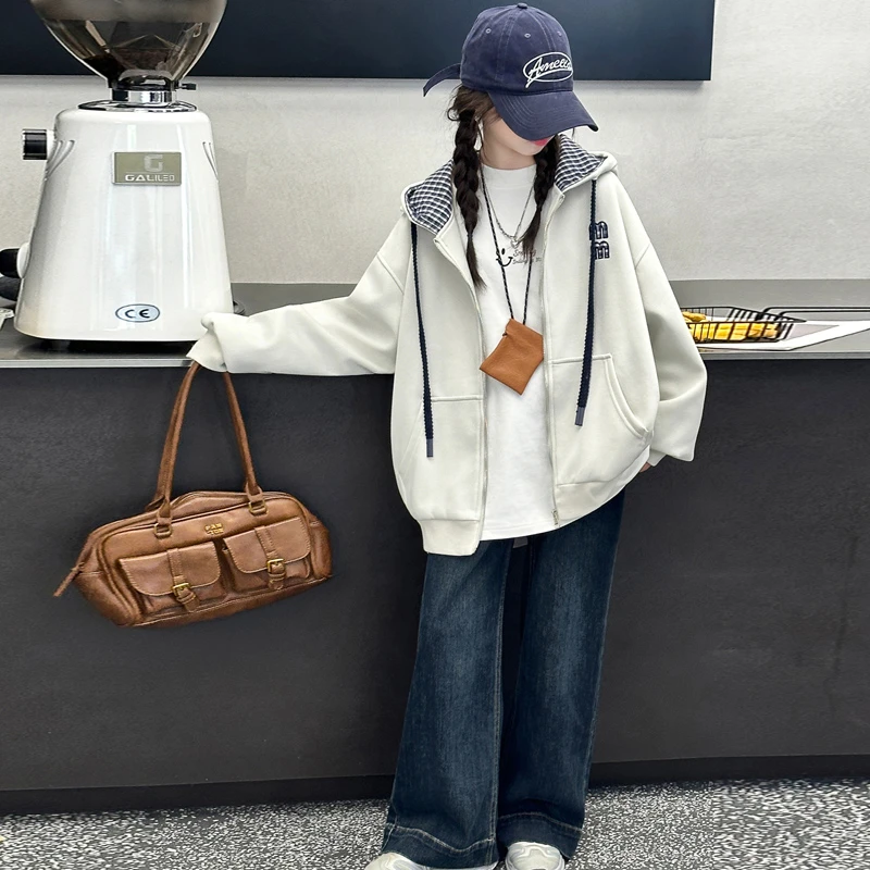 女童外套春秋2025新款儿童韩版棒球服秋装洋气中大童连帽休闲夹克