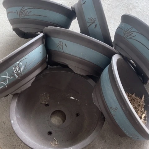 紫砂花盆100-7。       25-10