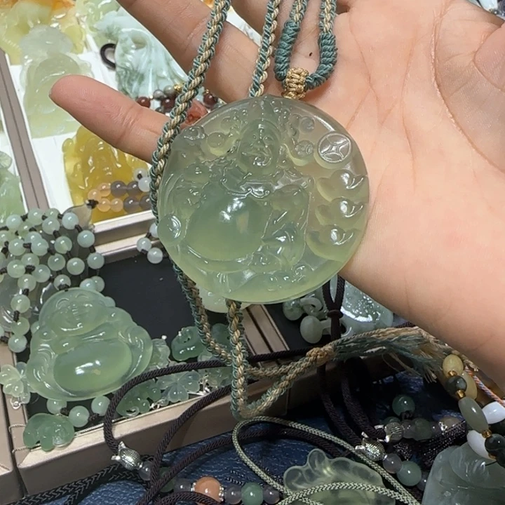 蛇纹石玉未镶嵌吊坠