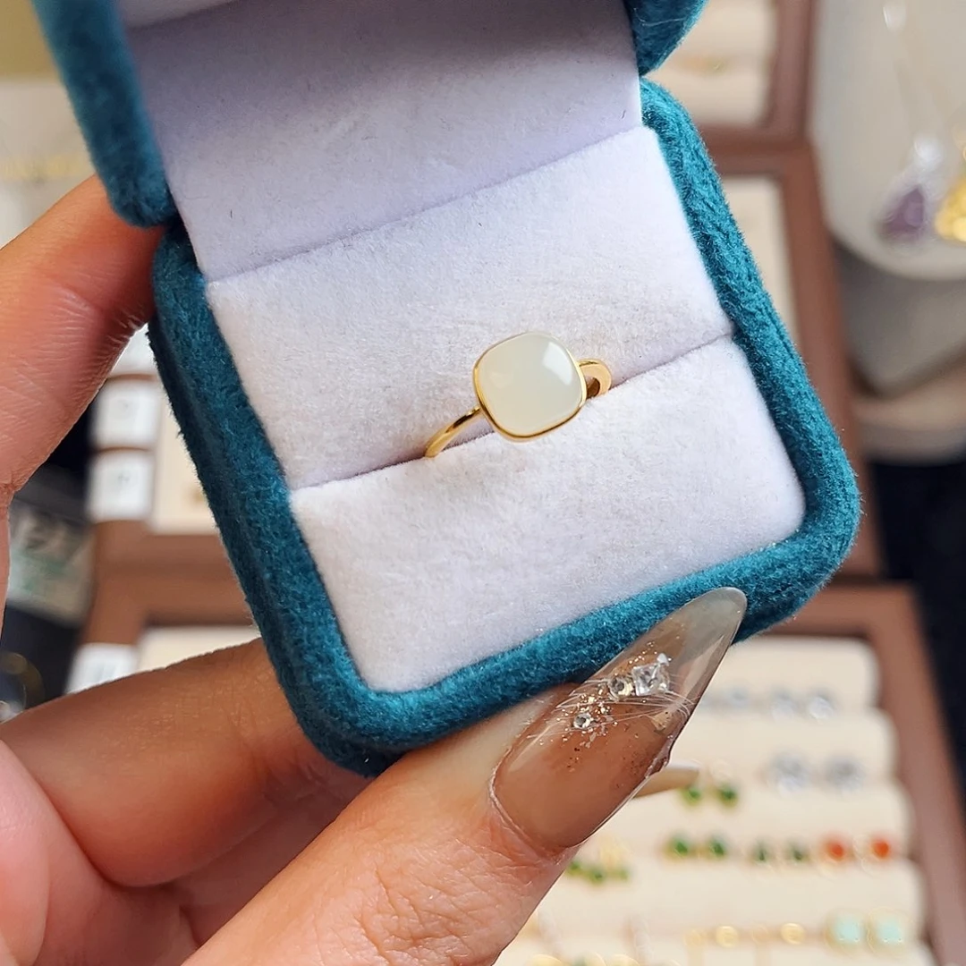 和田玉戒指银S925镶嵌姜****）