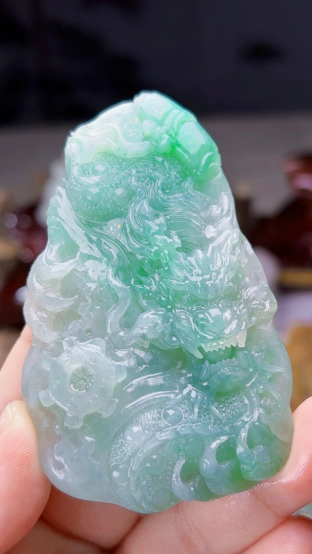 天然缅甸翡翠冰胶飘阳绿龙牌毛货买断抛光尺寸79x48x11.5