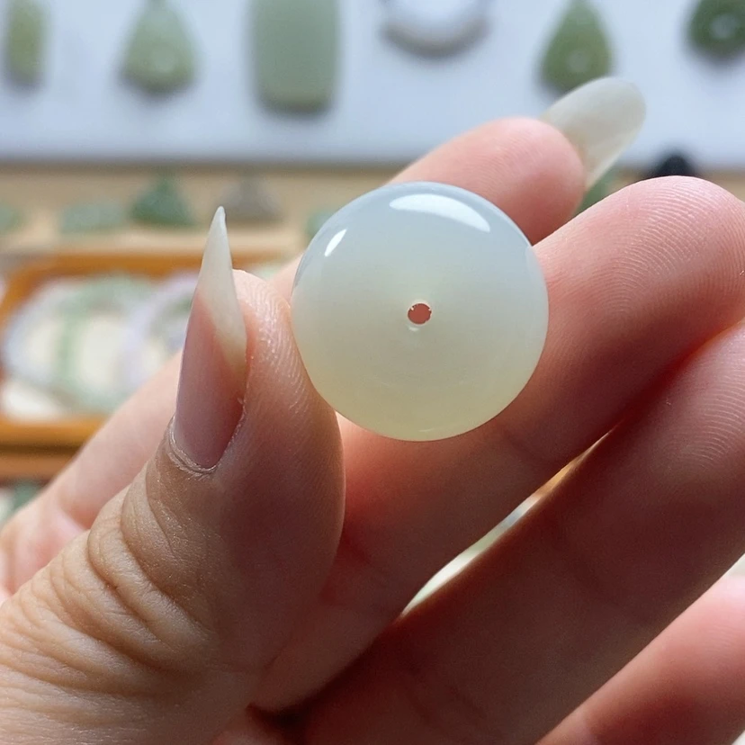 【闪购商品】和田玉未镶嵌颈饰