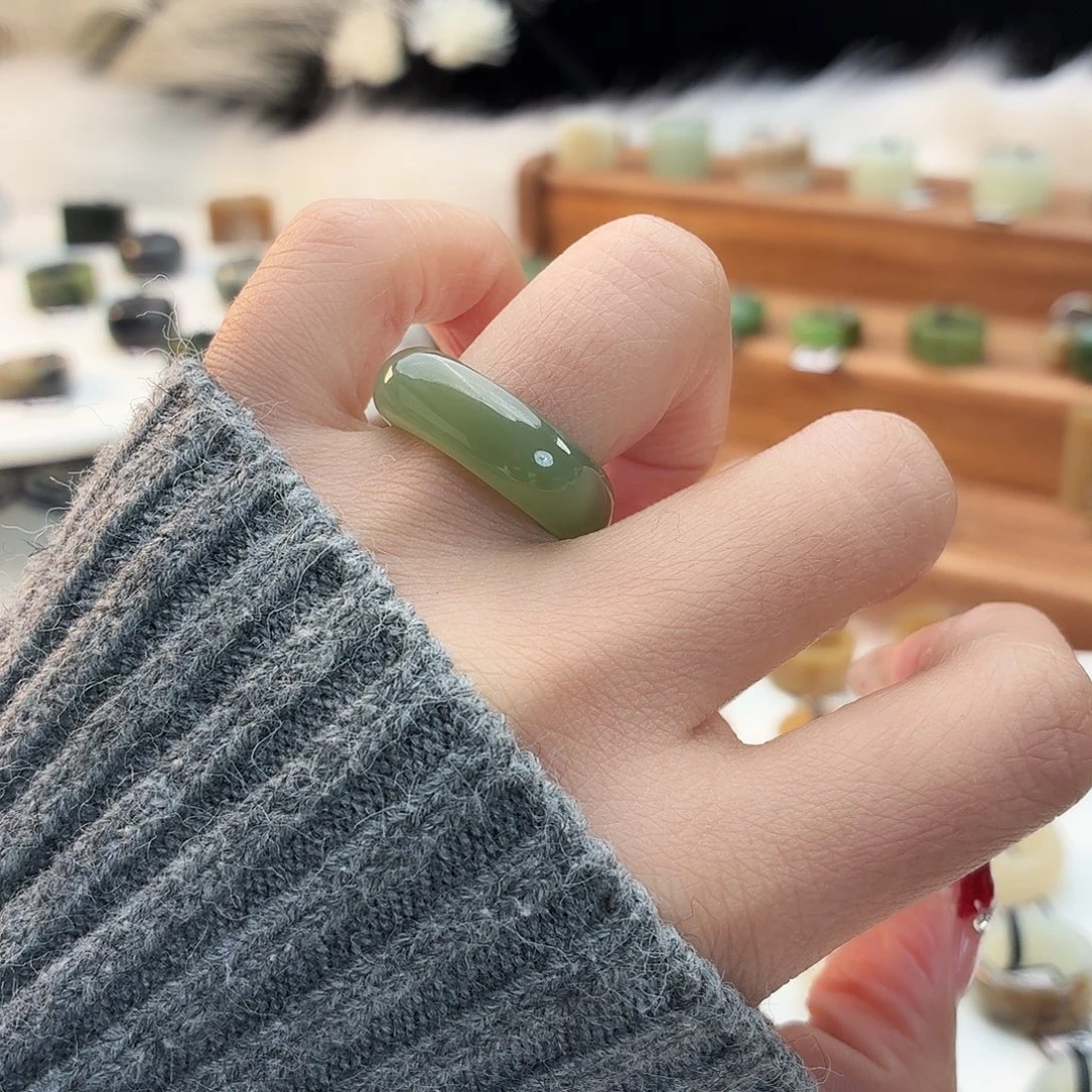 和田玉未镶嵌戒指i47湖水绿方圆17.1mm